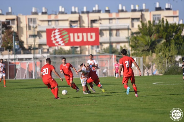 אדומים אשדוד מנצחים את מלאכי (צילום:רועי אסרף מדיה קרית מלאכי)